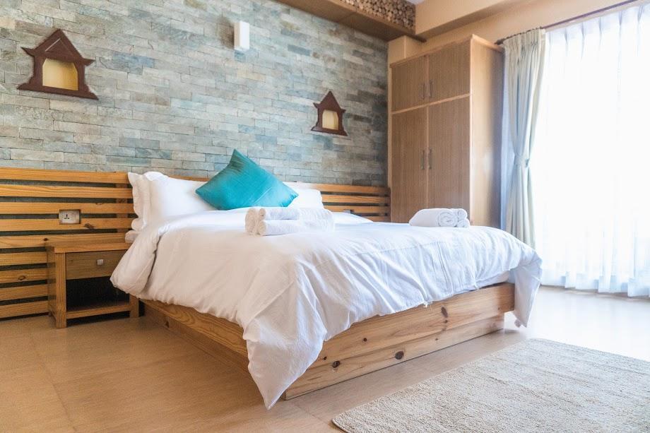 Big Pillow Inn Похара Екстериор снимка